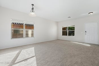 2898 Silver Creek Ln, San Tan Valley, AZ 85144