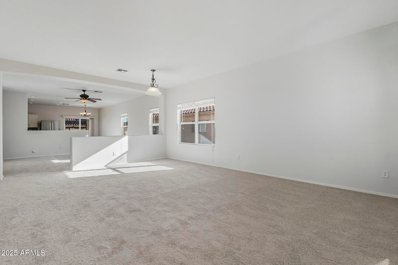 2898 Silver Creek Ln, San Tan Valley, AZ 85144