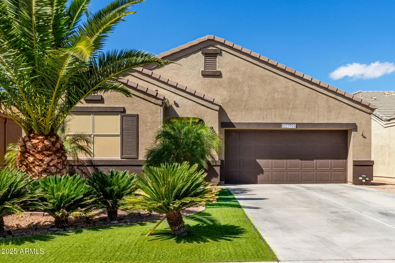 28994 Carnelian Dr, San Tan Valley, AZ 85143