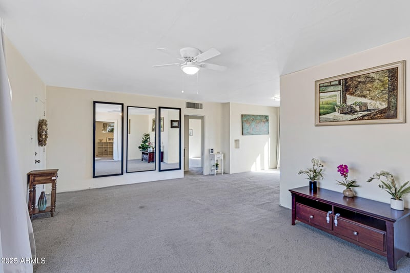 29 Mission Ln, Phoenix, AZ 85021