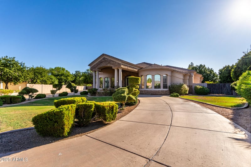 290 Portland Ave, Gilbert, AZ 85234