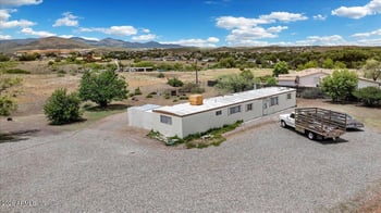 2900 Holiday Dr, Dewey, AZ 86327