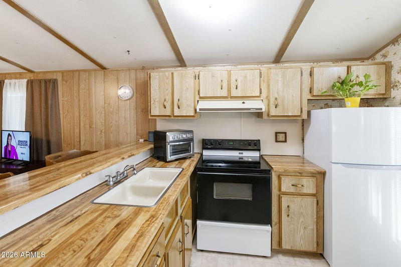 2900 W Superstition Blvd #20, Apache Junction, AZ 85120