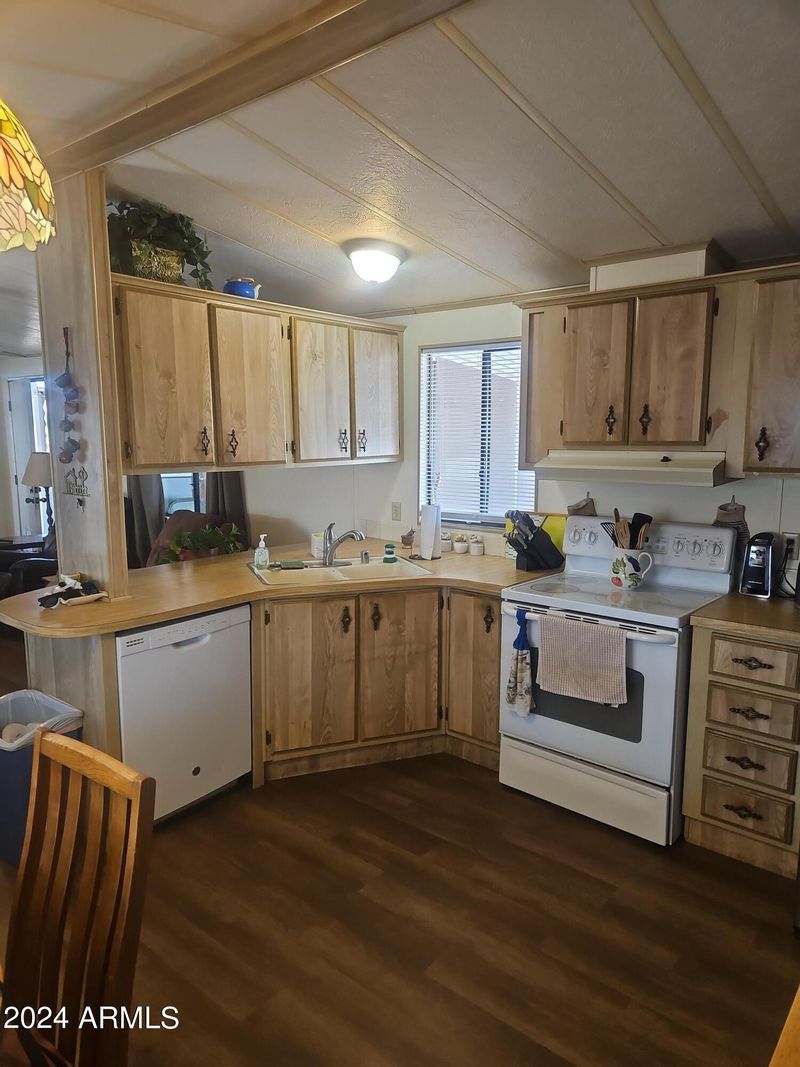 2900 W Superstition Blvd #21, Apache Junction, AZ 85120