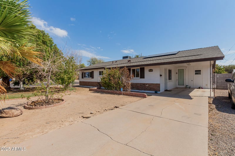 2901 Corrine Dr, Phoenix, AZ 85029
