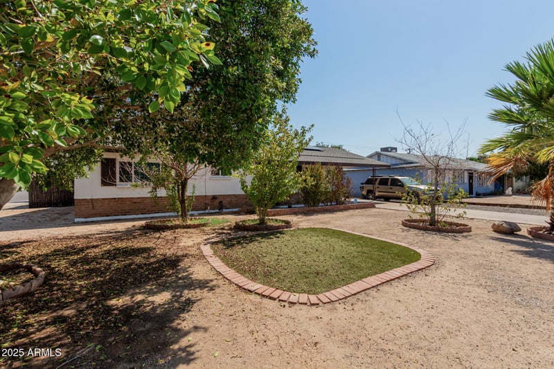 2901 Corrine Dr, Phoenix, AZ 85029