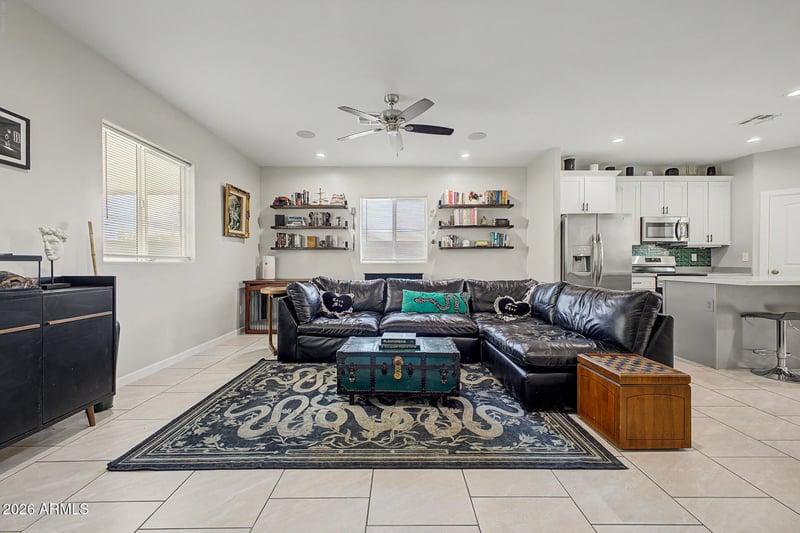 2901 E Paradise Ln, Phoenix, AZ 85032