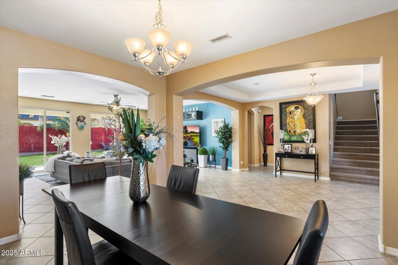 2901 Iris Dr, Chandler, AZ 85286