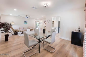 2901 Las Rocas Dr, Phoenix, AZ 85028