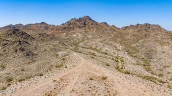 2901 Las Rocas Dr, Phoenix, AZ 85028