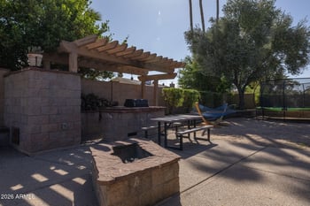 2901 Straford Dr, Chandler, AZ 85224