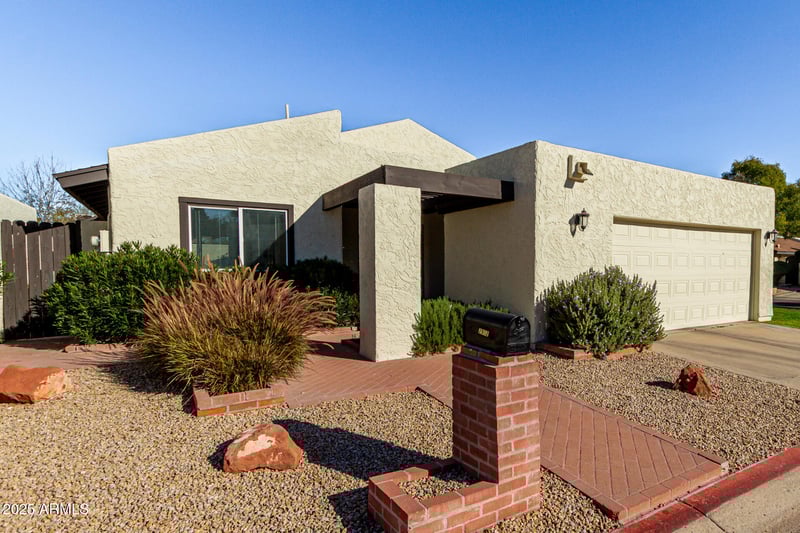 2902 Altadena Ave, Phoenix, AZ 85029