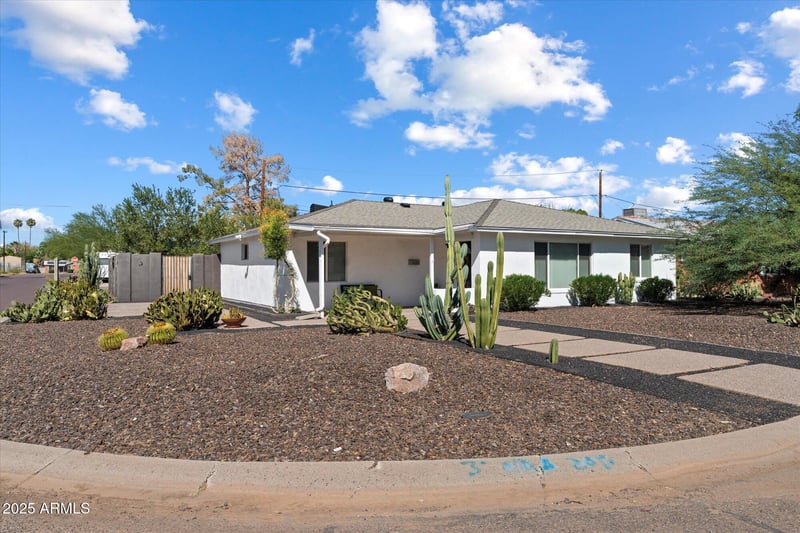 2902 Avalon Dr, Phoenix, AZ 85016