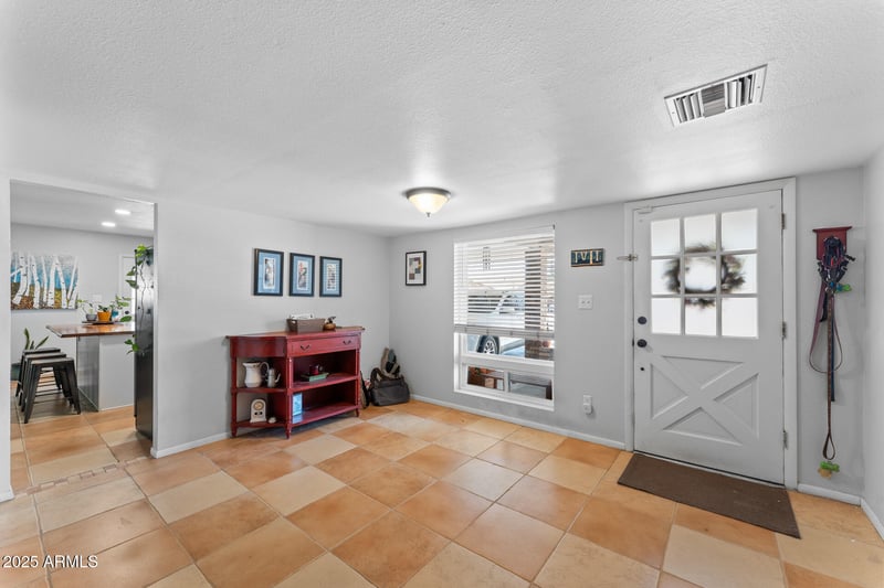 2902 Corrine Dr, Phoenix, AZ 85032