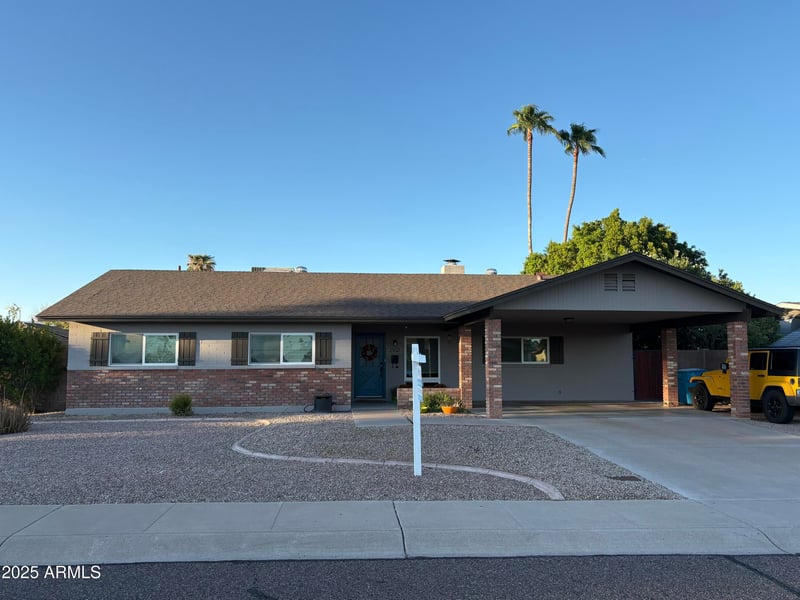 2902 Corrine Dr, Phoenix, AZ 85032