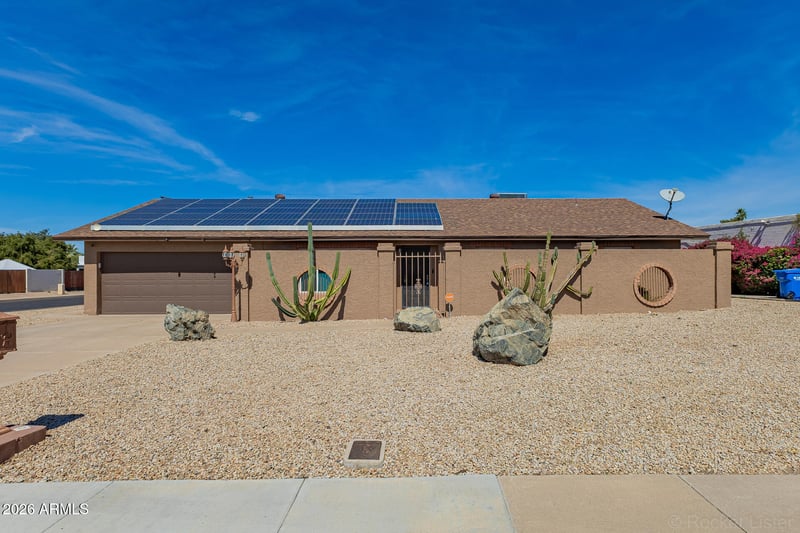 2902 E Claire Dr, Phoenix, AZ 85032