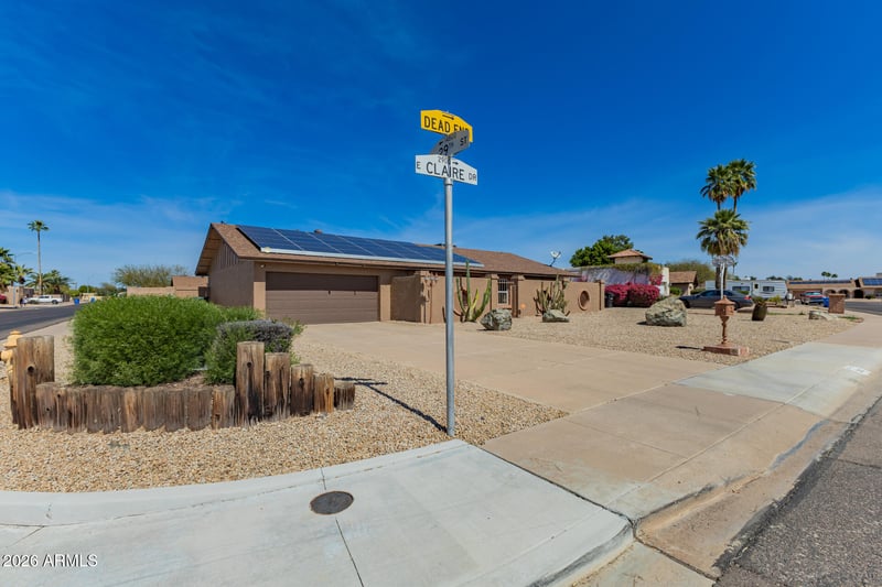 2902 E Claire Dr, Phoenix, AZ 85032