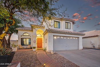 2902 E Saltsage Dr, Phoenix, AZ 85048