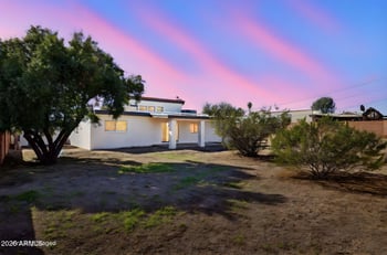 2902 Emile Zola Ave, Phoenix, AZ 85032