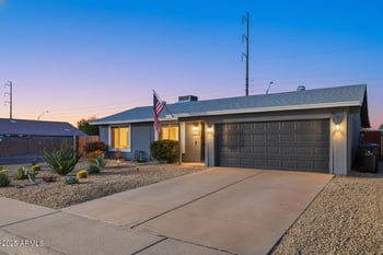 2902 Villa Theresa Dr, Phoenix, AZ 85032