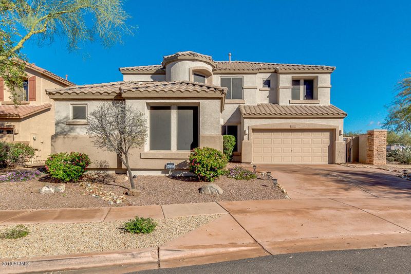 2902 W Espartero Way, Phoenix, AZ 85086