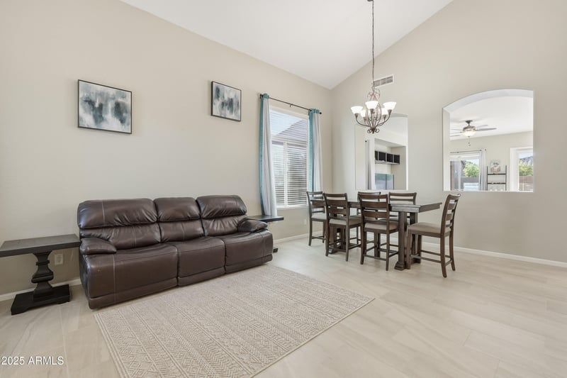 29024 70th Ave, Peoria, AZ 85383