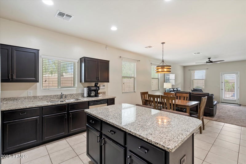 29025 Tsavorite Rd, San Tan Valley, AZ 85143