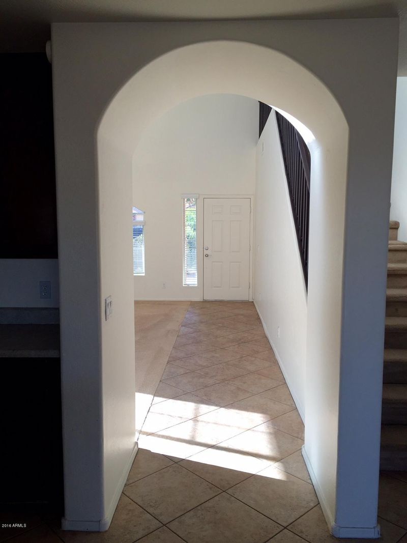 2904 W Grenadine Rd, Phoenix, AZ 85041