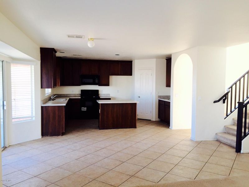 2904 W Grenadine Rd, Phoenix, AZ 85041