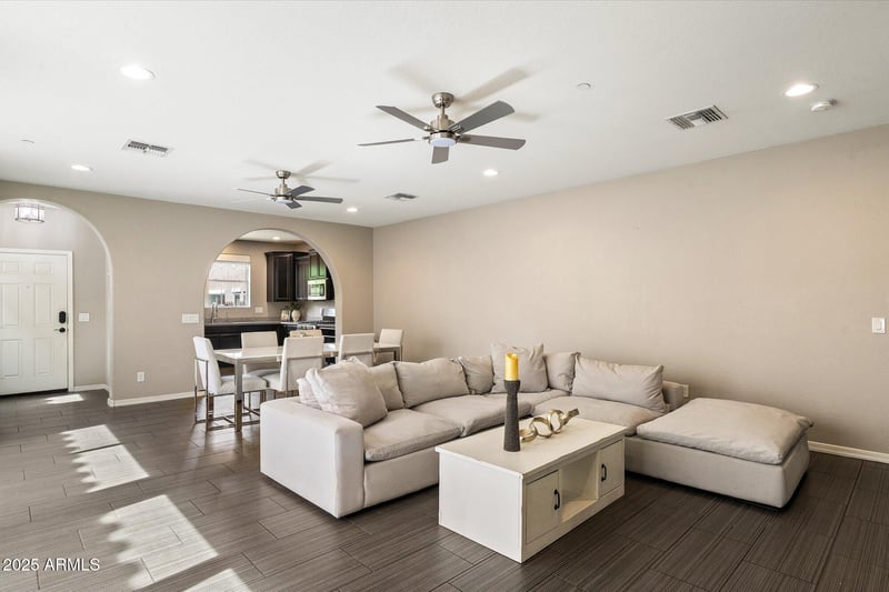 29040 125th Dr, Peoria, AZ 85383