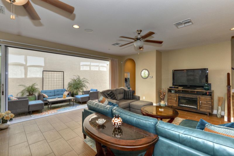 29041 N 125th Dr, Peoria, AZ 85383