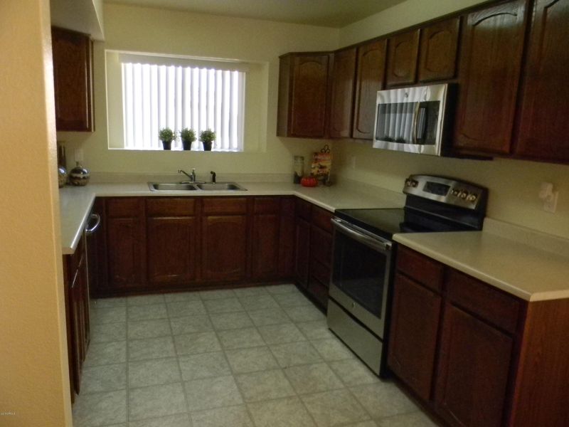 2905 E Woodland Dr, Phoenix, AZ 85048