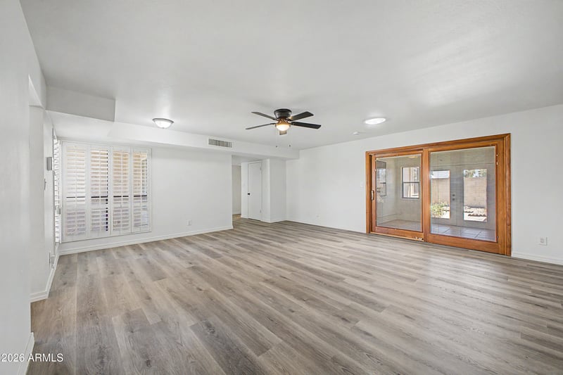 2905 Glendale Ave, Phoenix, AZ 85051