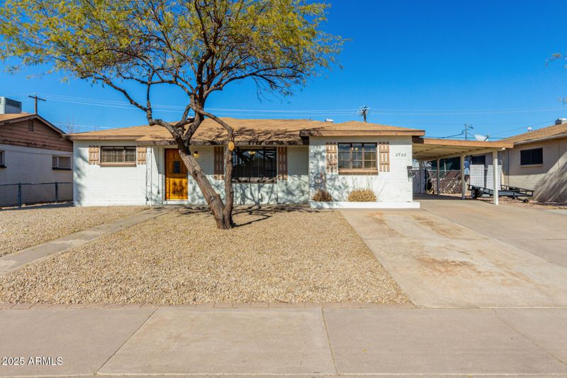 2906 W Alice Ave, Phoenix, AZ 85051