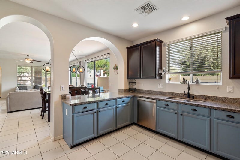 29067 124th Ln, Peoria, AZ 85383