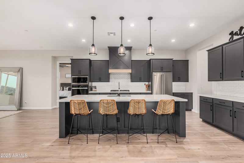 29068 136th Ln, Peoria, AZ 85383