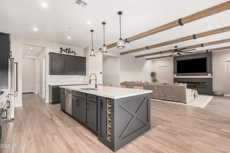 29068 136th Ln, Peoria, AZ 85383