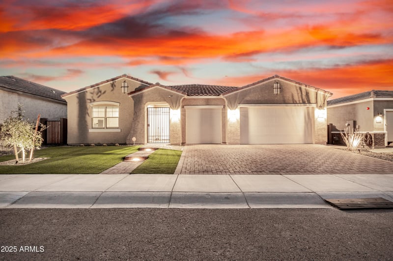 29068 136th Ln, Peoria, AZ 85383