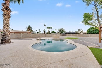 2908 George Dr, Tempe, AZ 85282