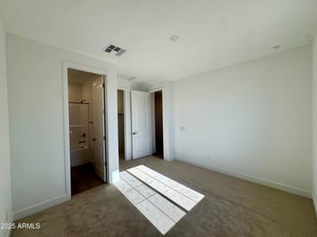 2908 Mecklenburg Way, San Tan Valley, AZ 85143