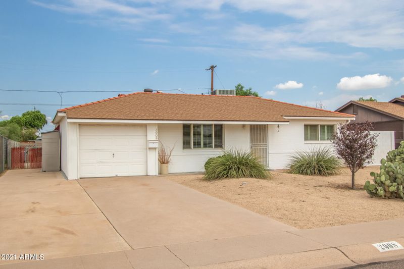2908 W Charter Oak Rd, Phoenix, AZ 85029