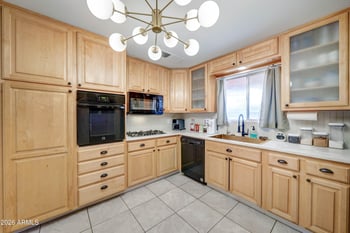 2908 W Corrine Dr, Phoenix, AZ 85029