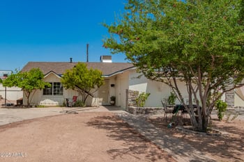 2909 60 Ave, Phoenix, AZ 85033