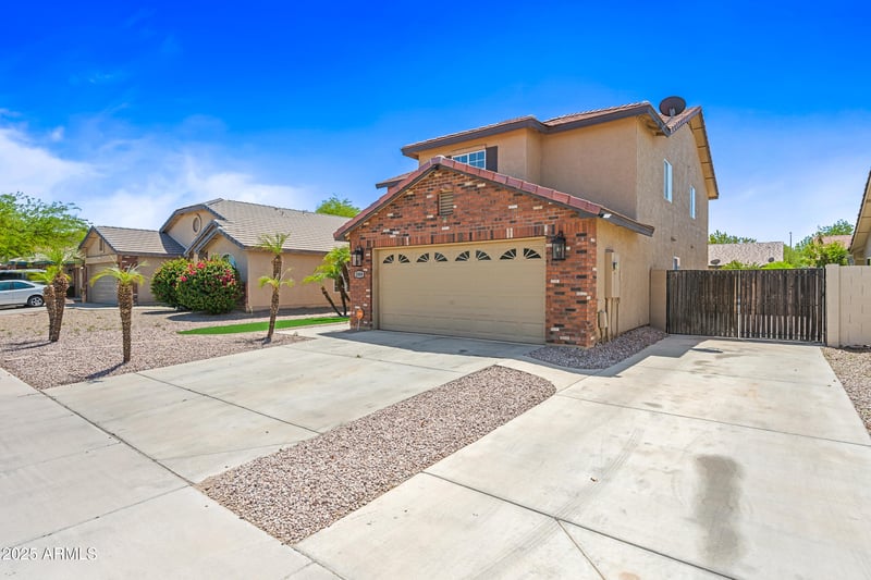 2909 Bowker St, Phoenix, AZ 85041