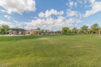 2909 Hansen Dr, Gilbert, AZ 85295