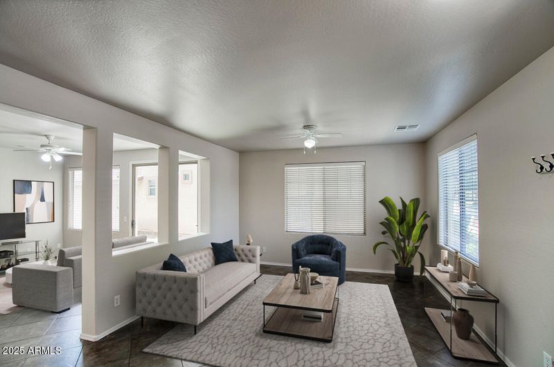 2909 S Hansen Dr, Gilbert, AZ 85295