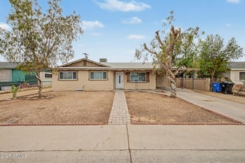 2909 W Aster Dr, Phoenix, AZ 85029