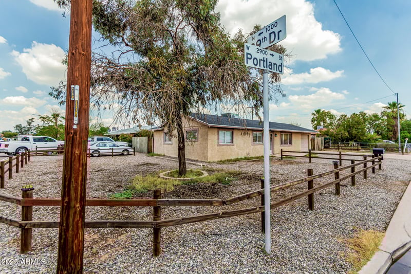 2910 Portland St, Phoenix, AZ 85009