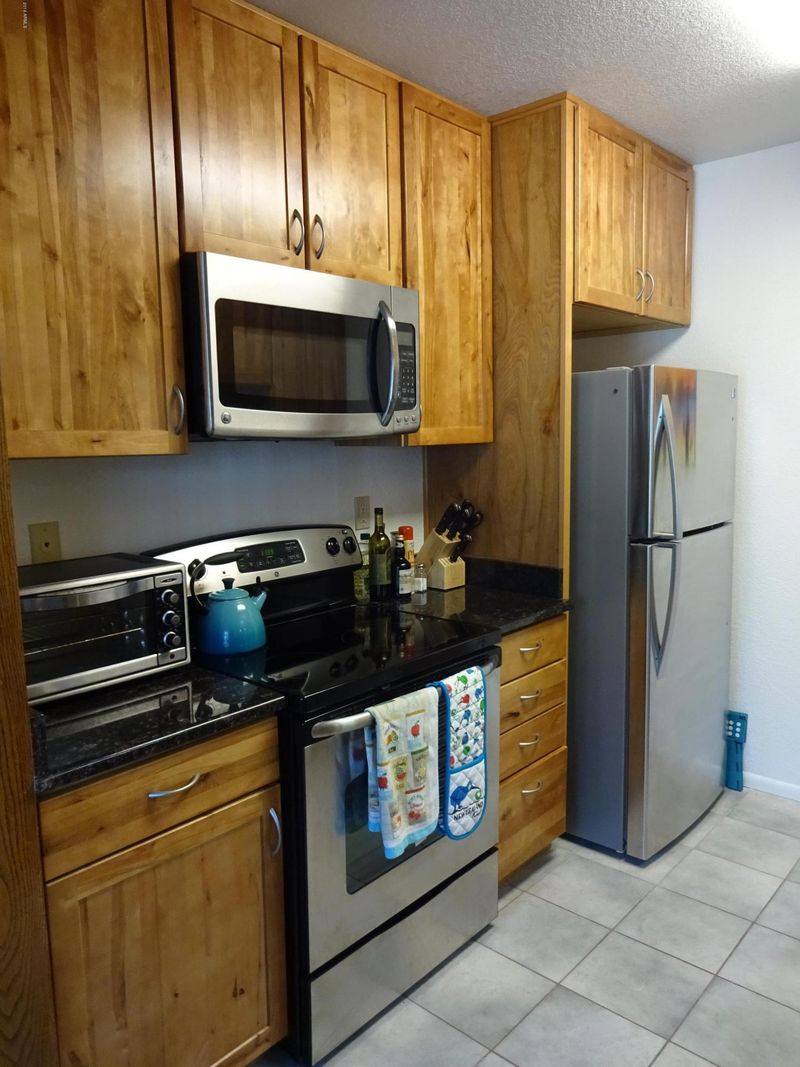 2910 W Marconi Ave #122, Phoenix, AZ 85053