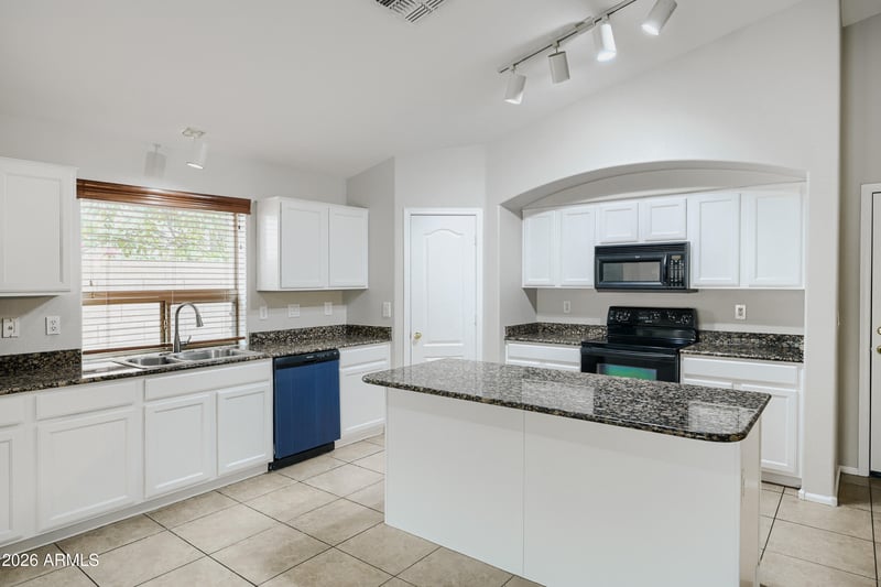 29101 Mountain View Rd, San Tan Valley, AZ 85143